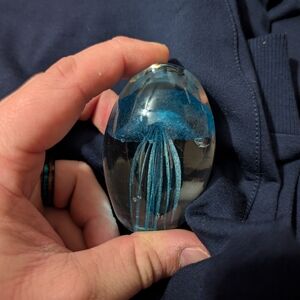 Dynasty Gallery Glow in the Dark Glass Paperweight Jellyfish Art 2.5”